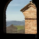 Tenuta Borgo Santa Cecilia * 古比奥