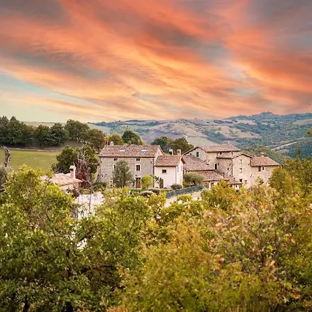 Borgo Santa Cecilia Farm stay