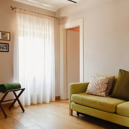 Tenuta Borgo Santa Cecilia *