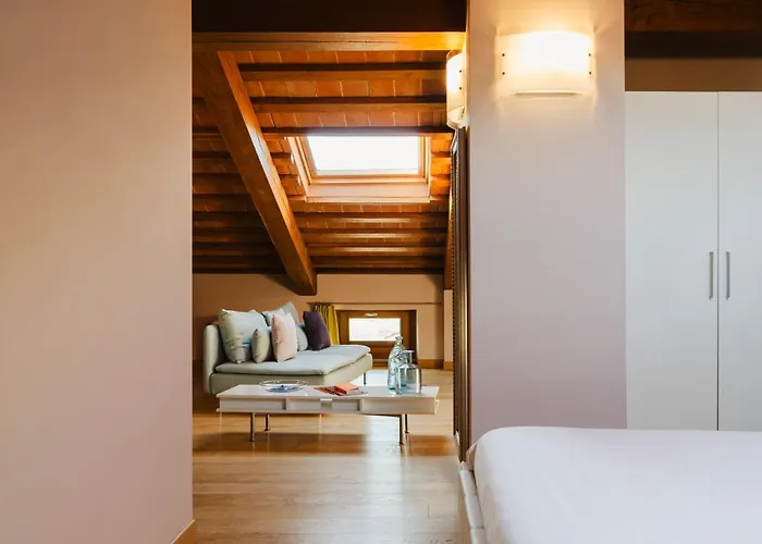 Farma Tenuta Borgo Santa Cecilia *